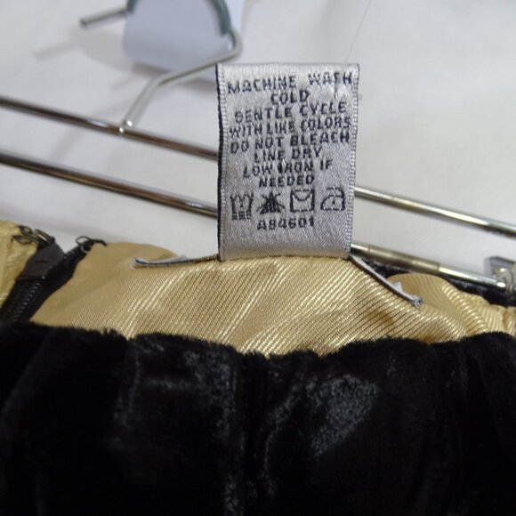 Vintage Victor Costa Occasion Black Velvet Skirt Zigzag Hem Women Size XS NEW - Picture 7 of 11
